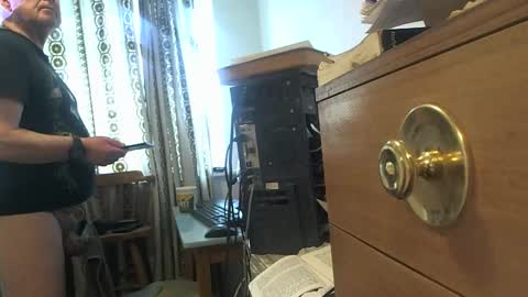 mature online show from February 25, 10:25 am