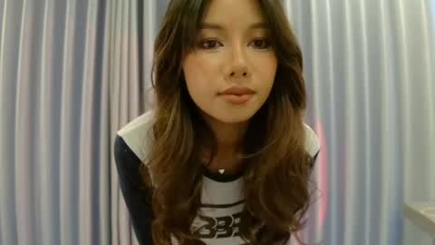 Snapshot of hersheys_aran chatting on July 5, 7:37 am Aran online show from July 5, 7:37 am