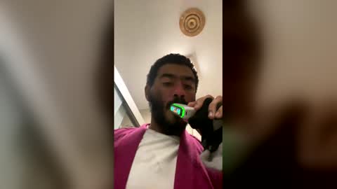 Snapshot of heryungtrouble26 chatting on March 28, 4:45 am heryungtrouble26 online show from March 28, 4:45 am