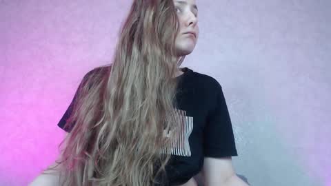 Hesssa Prime time  The broadcasts start at 3am and 3 pm London time  online show from December 13, 2:27 pm