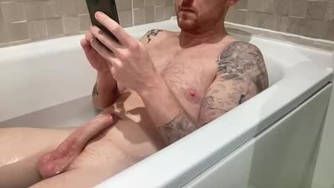 Snapshot of heteroflexual_69 chatting on November 2, 7:27 pm heteroflexual_69 online show from November 2, 7:27 pm