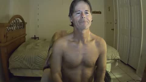 hewes1 online show from February 10, 7:01 am