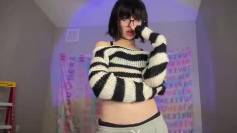 Snapshot of hexivu chatting on January 17, 6:57 am salem online show from January 17, 6:57 am