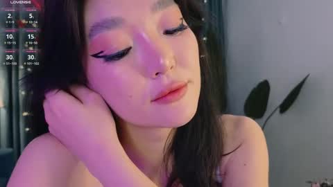 Audrey online show from February 14, 5:57 pm