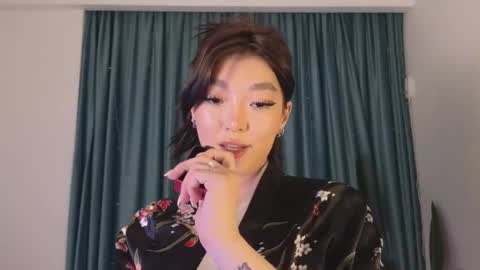 Audrey online show from March 8, 5:33 pm