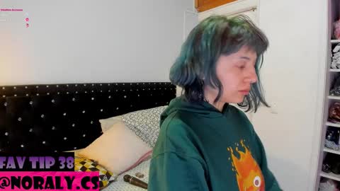 Noraly  online show from March 15, 3:12 am