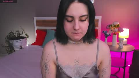 Tessa online show from February 1, 6:06 pm