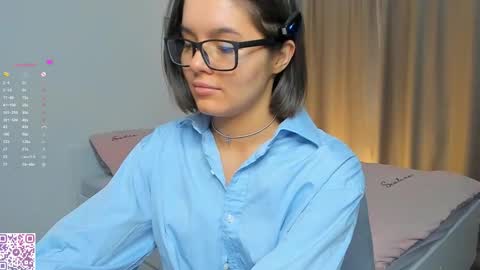 Laura online show from January 18, 3:32 am