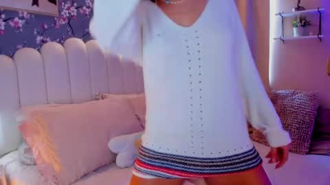Snapshot of heymartina chatting on April 22, 3:57 pm Martina Ricci Show schedule Monday to Friday 8am colombia time I work some weekends online show from April 22, 3:57 pm