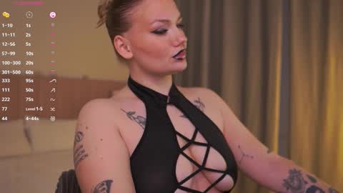 heynoirsam online show from March 24, 6:40 am