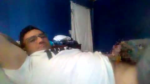 heythere925678 online show from April 16, 5:14 pm