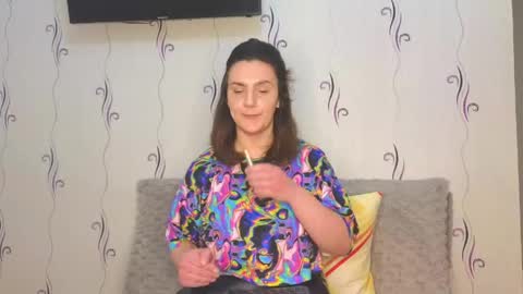 Heyy baddie online show from April 25, 1:41 pm