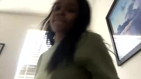 heyyou301990 online show from February 13, 8:05 pm