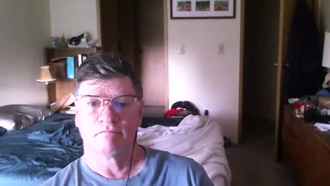 Snapshot of hg99too chatting on May 3, 1:50 pm hg99too online show from May 3, 1:50 pm