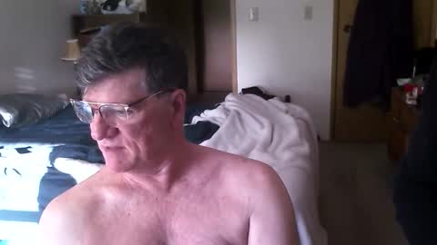 Snapshot of hg99too chatting on May 5, 2:25 pm hg99too online show from May 5, 2:25 pm