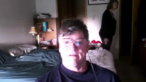 Snapshot of hg99too chatting on May 17, 1:40 pm hg99too online show from May 17, 1:40 pm