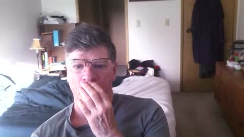 Snapshot of hg99too chatting on May 18, 2:12 pm hg99too online show from May 18, 2:12 pm