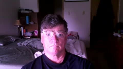 Snapshot of hg99too chatting on May 26, 2:24 pm hg99too online show from May 26, 2:24 pm