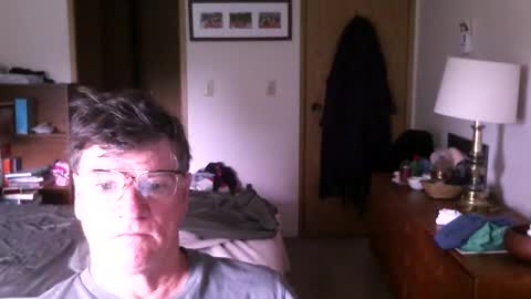 Snapshot of hg99too chatting on May 29, 2:04 pm hg99too online show from May 29, 2:04 pm