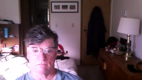 Snapshot of hg99too chatting on June 7, 1:04 pm hg99too online show from June 7, 1:04 pm