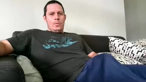 Snapshot of hhhcrh chatting on December 25, 6:09 pm jafet online show from December 25, 6:09 pm