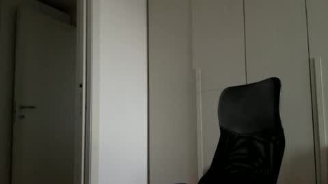 Snapshot of hhombre chatting on January 19, 12:09 pm hhombre online show from January 19, 12:09 pm