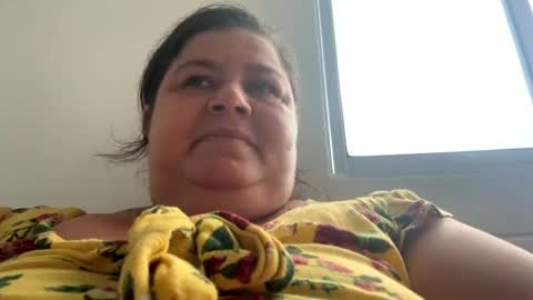 Snapshot of hiddenhouse27 chatting on August 3, 7:17 pm hiddenhouse27 online show from August 3, 7:17 pm