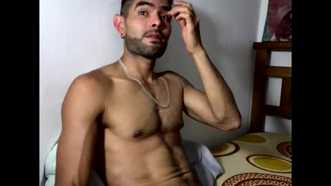 hideonbush online show from April 14, 1:11 am