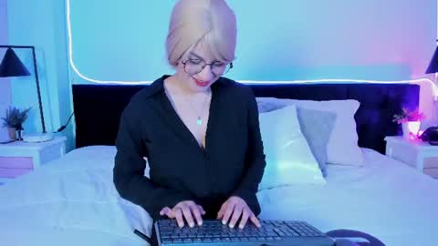 Snapshot of hidori_rem chatting on July 10, 7:49 pm hidori_rem online show from July 10, 7:49 pm