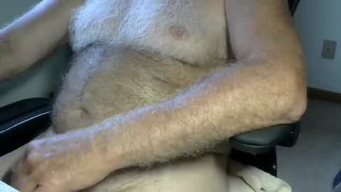 Snapshot of higgins11 chatting on July 12, 8:44 pm higgins11 online show from July 12, 8:44 pm