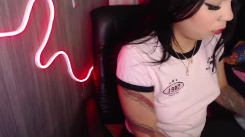 high online show from March 19, 8:51 am