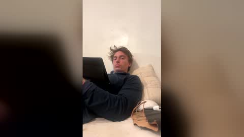 Drake online show from February 25, 11:31 am