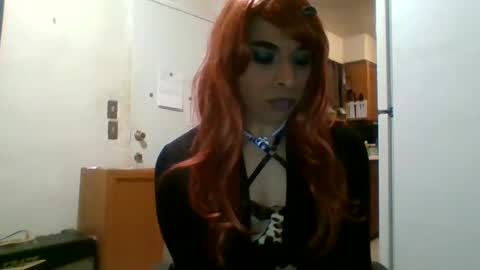 Snapshot of hihheelstranny chatting on February 21, 7:45 am hihheelstranny online show from February 21, 7:45 am