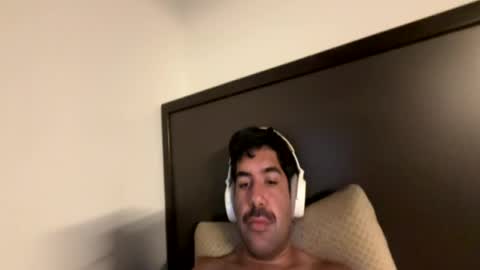 Snapshot of hiifiiive chatting on August 4, 1:03 pm hiifiiive online show from August 4, 1:03 pm