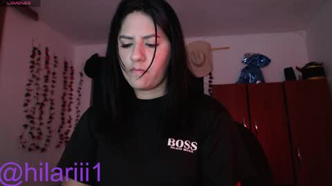 Snapshot of hilari18 chatting on April 24, 7:05 pm hilaril18 online show from April 24, 7:05 pm