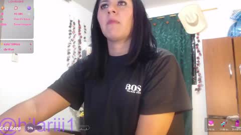 Snapshot of hilari18 chatting on April 29, 12:05 am hilaril18 online show from April 29, 12:05 am