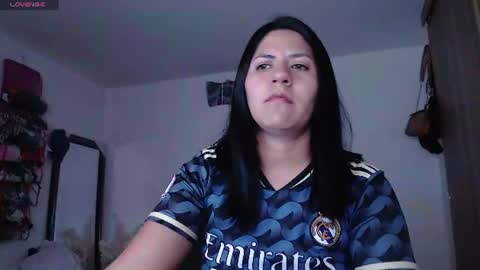 Snapshot of hilari18 chatting on June 10, 11:24 pm hilaril18 online show from June 10, 11:24 pm