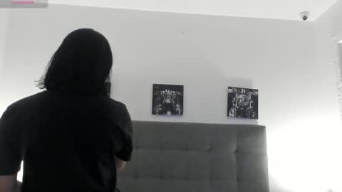 hilary_tailor online show from February 18, 11:17 am