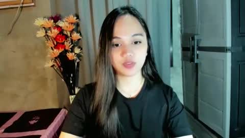 hilarymolly online show from February 12, 11:49 am