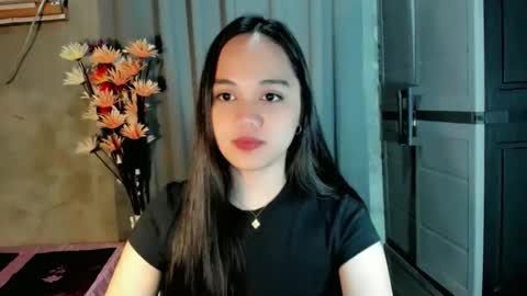 hilarymolly online show from February 26, 2:10 am