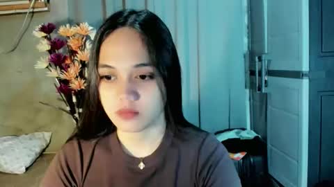 Snapshot of hilarymolly chatting on April 27, 8:34 am hilarymolly online show from April 27, 8:34 am