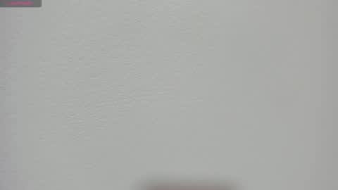 Hilary Thomsom online show from February 8, 11:46 am