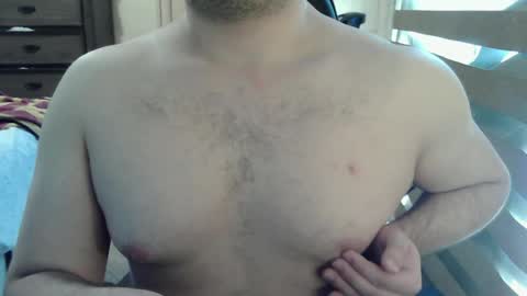 Snapshot of himbo_fox chatting on June 23, 6:50 pm Himbo fox online show from June 23, 6:50 pm