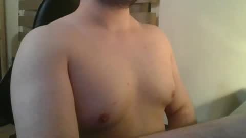 Snapshot of himbo_fox chatting on July 7, 6:47 am Himbo fox online show from July 7, 6:47 am