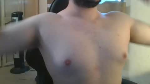 Snapshot of himbo_fox chatting on July 27, 2:07 am Himbo fox online show from July 27, 2:07 am
