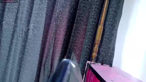 Inori Independent model online show from March 30, 6:31 pm