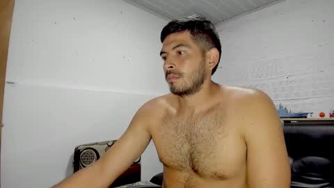 Snapshot of himoreno97 chatting on February 5, 11:50 pm Hi moreno online show from February 5, 11:50 pm