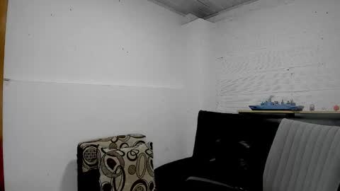 Snapshot of himoreno97 chatting on March 10, 11:49 pm Hi moreno online show from March 10, 11:49 pm