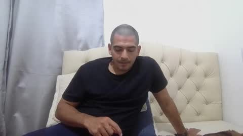 Snapshot of himoreno97 chatting on September 9, 12:43 am Hi moreno online show from September 9, 12:43 am