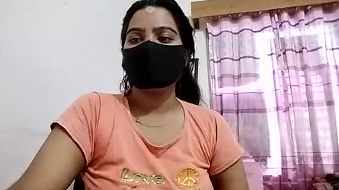 Snapshot of himuhimu22 chatting on June 25, 6:40 am himuhimu22 online show from June 25, 6:40 am
